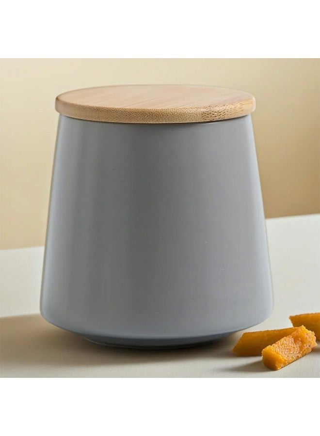 The Better Home جرار سيراميك أفضل للمنزل لتخزين المطبخ بأغطية من الخيزران | حاويات مطبخ متعددة الاستخدامات محكمة الإغلاق للبسكويت، الوجبات الخفيفة، المخللات، البقوليات، القهوة، السكر، الفواكه المجففة (رمادي (500 مل)) - Image 1