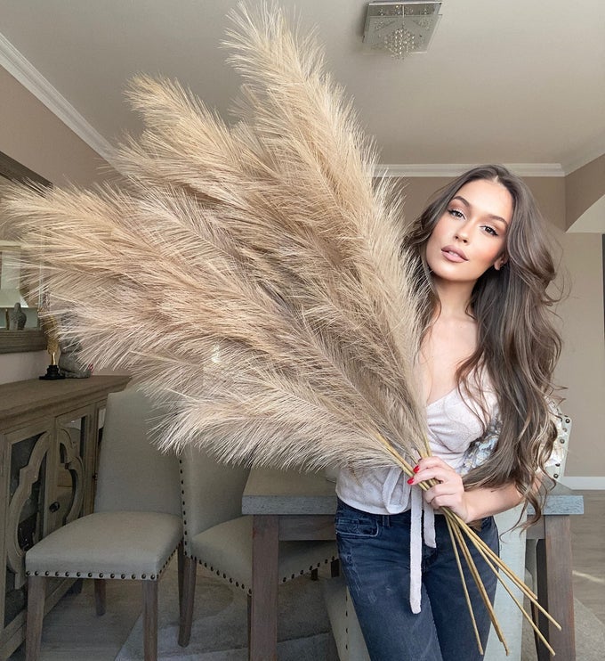 EXTRA LARGE GOLD BROWN FAKE FAUX LONG ARTIFICIAL PAMPAS GRASS LARGE FLUFFY X3 115CM STEMS X18 DECORATIVE FLORA FEATHERS FOR FLOOR VASES TALL PLANT FLOWERS