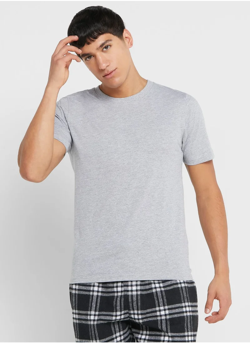 Seventy Five T Shirt And Pant Nightwear Set