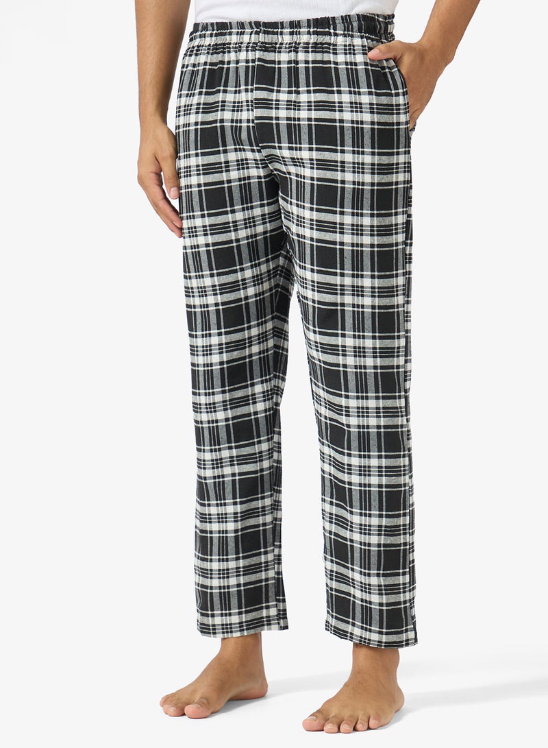 Seventy Five Printed Short Sleeve T-Shirt And Checked Pyjamas Set - Image 4