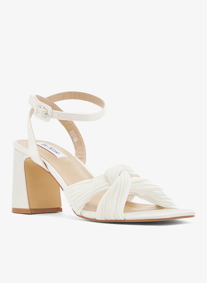 BE MINE صنادل بكعب عريض