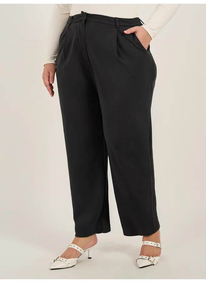 Styli Styli Plus Size Mid Rise Tapered Fit Trousers
