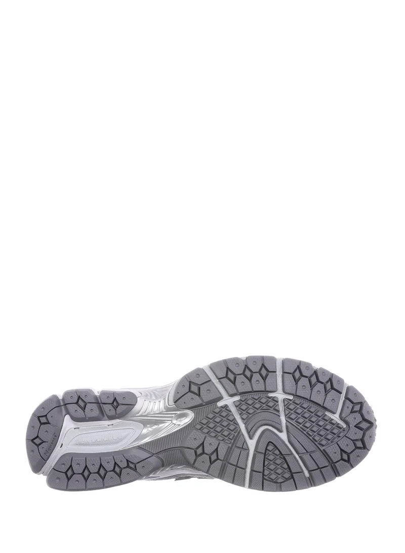 New Balance 1906 Sneakers