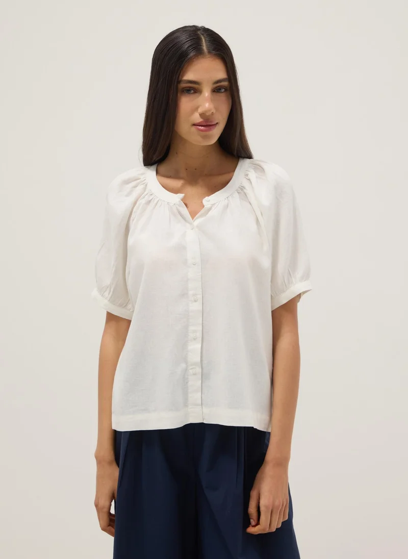 او في اس OVS White Linen Blend Regular Fit Shirt With Mandarin Collar