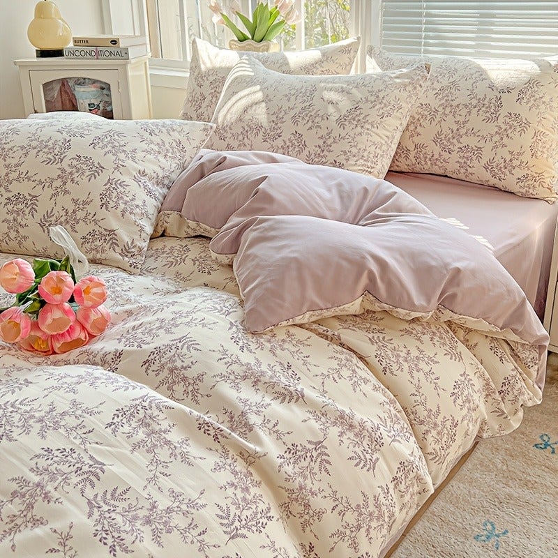 3pcs Soft and Comfortable Minimalist Style Small Floral Print Duvet Cover Set, Includes 1 Duvet Cover + 2 Pillowcases. Suitable for Bedrooms, Dorms, Guest Rooms. Washed Print Process. Machine Washable - Image 1