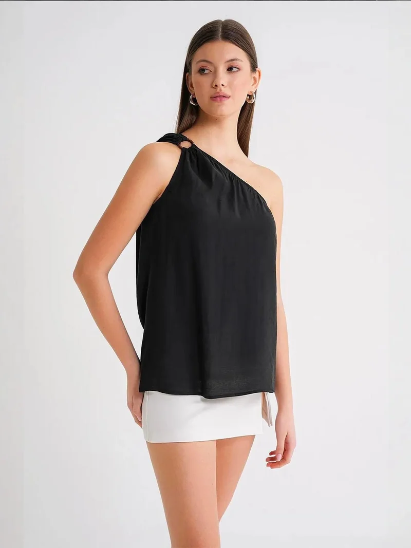 MixRay Mixray Asymmetrical Collar Accessory Detailed Top