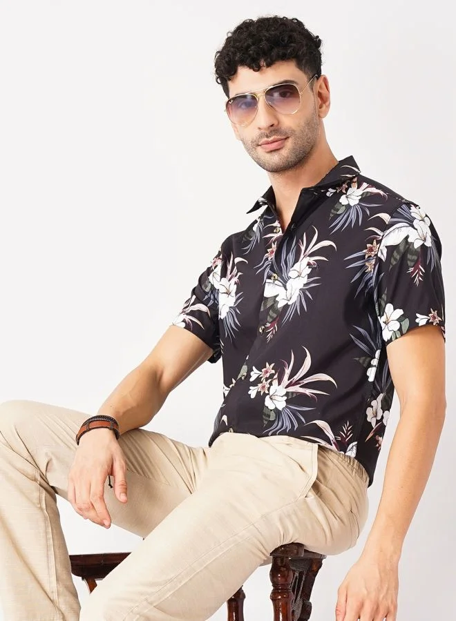 The Indian Garage Co Men Slim Fit Floral Printed Half Sleeves Spread Collar Resort Wear Shirt