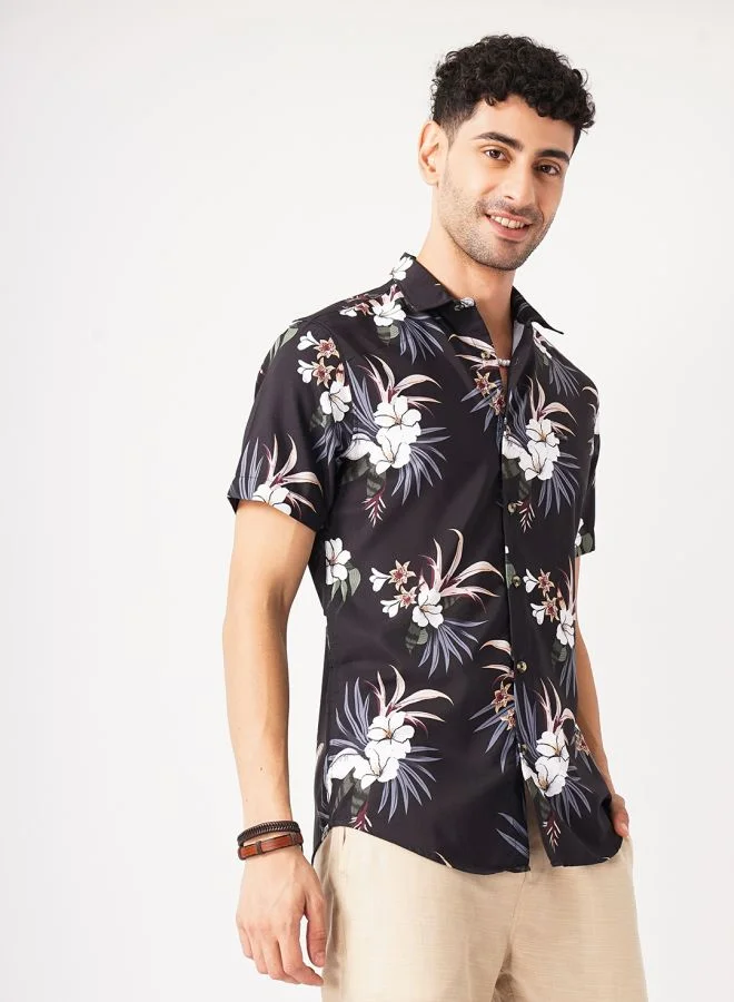 The Indian Garage Co Men Slim Fit Floral Printed Half Sleeves Spread Collar Resort Wear Shirt