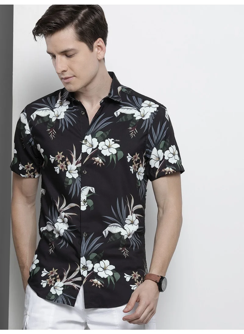 شركة المرآب الهندية Black Slim Fit Resort Floral Spread Collar Half Sleeves Polyester Shirt