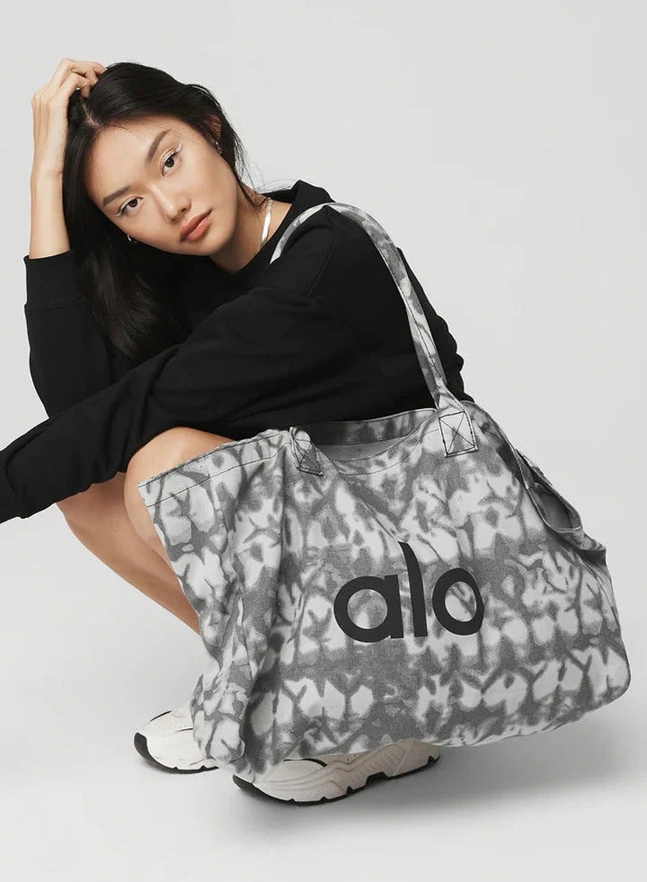 Alo Yoga Shopper Tote For Women, Women's Sports Fitness Bag, Women's Shoulder Bag, Women's Hand Carry Canvas Bag, Women's Large-Capacity Shopping Eco-Friendly Bag 50cm - Image 1
