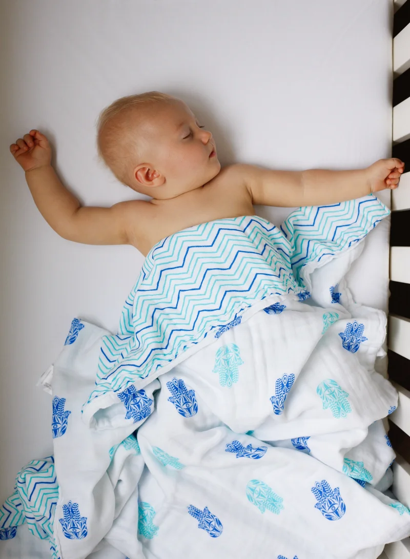Malabar Baby Organic Muslin Snug Blanket - Hamsa Reversible
