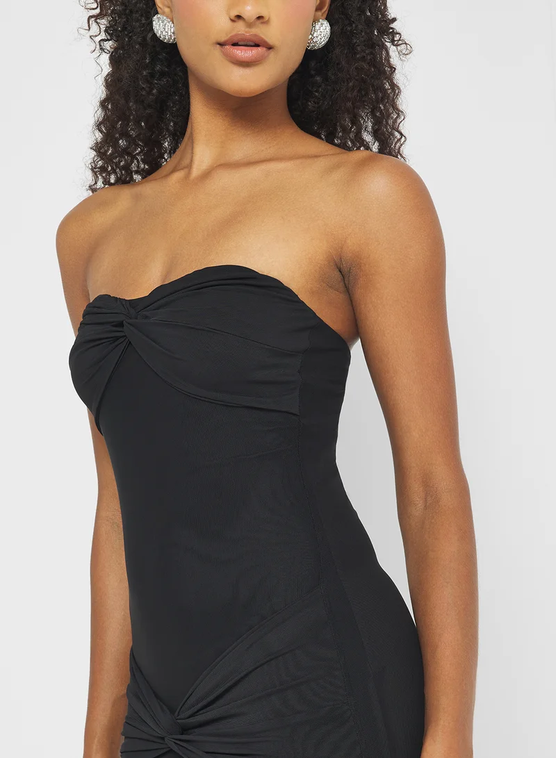 Ginger Sweetheart Neckline Mesh Detail Maxi Dress