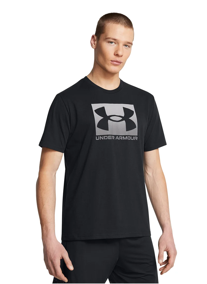 UNDER ARMOUR Men's UA Boxed Sports Short Sleeve T-shirt