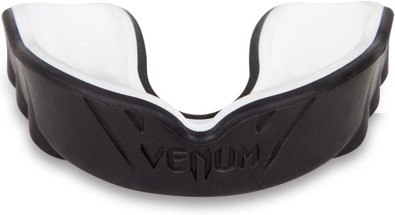 Venum Challenger Mouthguard - Image 1