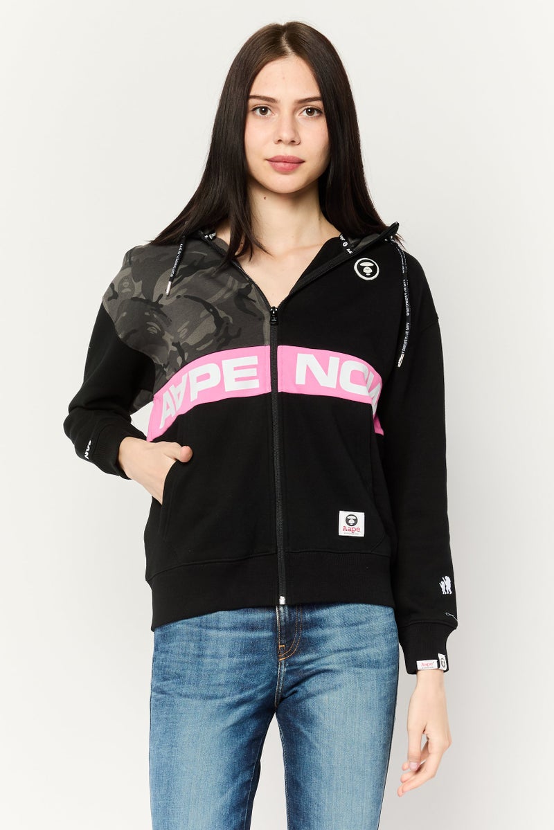 Aape By A Bathing Ape هودي نسائي بطباعة جرافيك بأكمام طويلة، أسود - Image 1