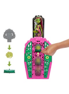 MONSTER HIGH Garden Mysteries Venus McFlytrap with Reveal Closet & 19+ Tea Party Surprises like Clothes, Skulltimate Secrets Doll & Accessories Set  - Image 5