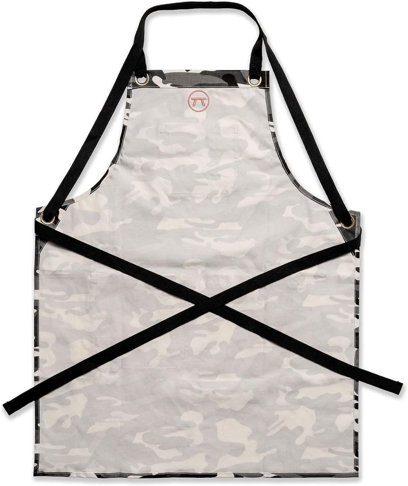 Outset Grill and Kitchen Apron, Camo Pattern With Pockets, Cotton, 27" x 34" - Image 2
