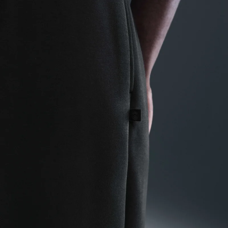 Nike Black Men's Paris Saint-Germain Sportswear Tech Fleece Pants for Men | Best Price UAE