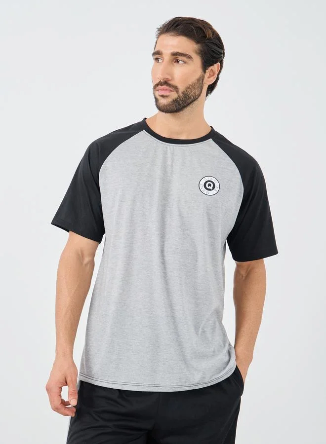 Styli Styli Minimal Print Raglan Sleeves T-Shirt and Shorts Set