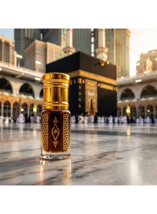دهن عود هندي معتق ملكي نص تولة