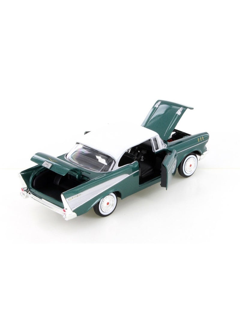 Motormax 1957 Chevrolet Bel Air Die-Cast Model Car â€“ 1:24 Scale - Image 2