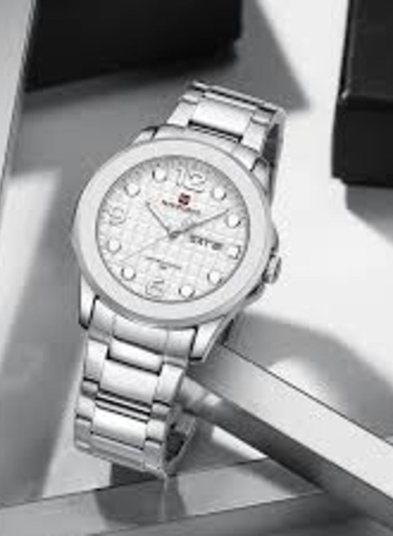 NAVIFORCE Premium Stainless Steel Luxury Mens Watch with Elegant White Dial Stylish Numeric and Crystal Markers Durable Band and Convenient Day and Date Display - Image 2