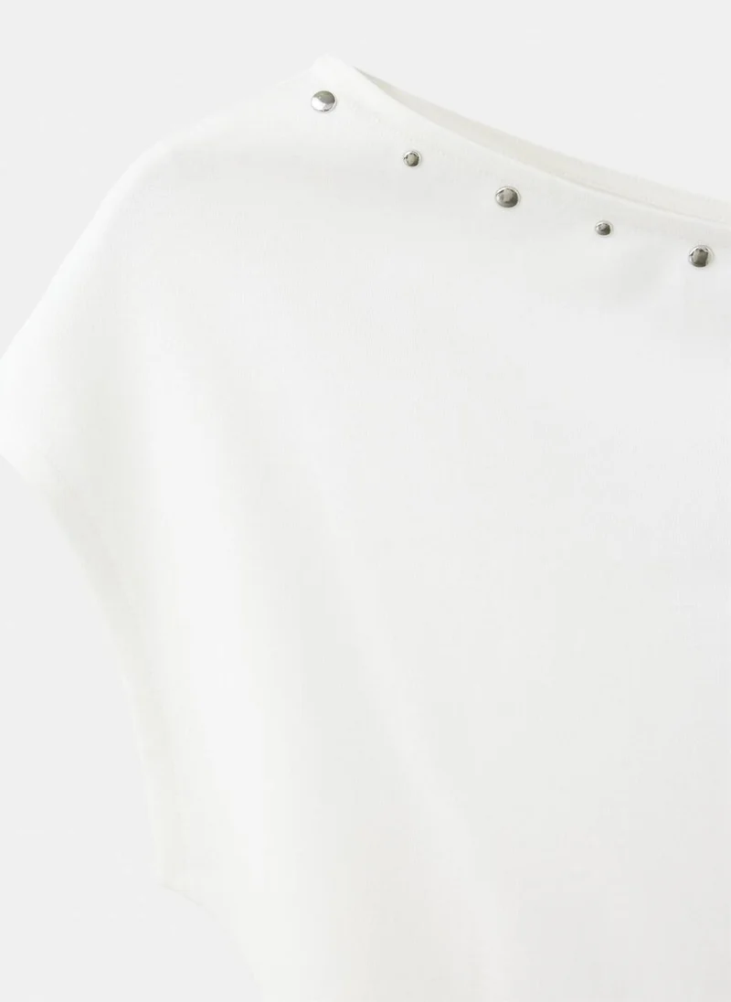 مانجو Asymmetrical Studded T-Shirt