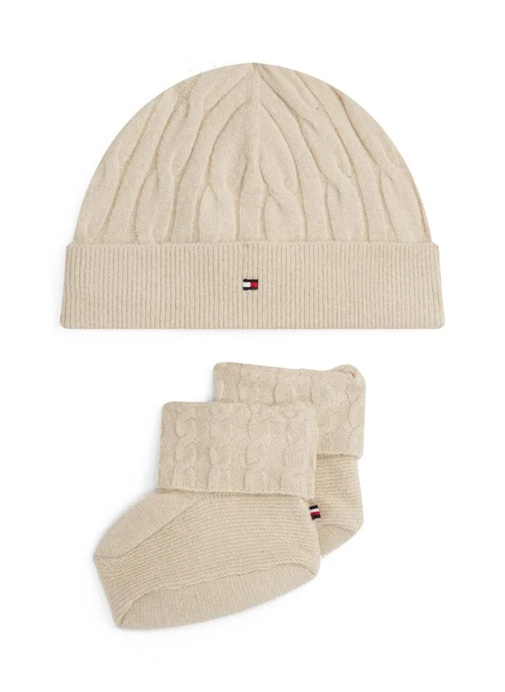 تومي هيلفيغر قبعة وجوارب محبوكة للأطفال