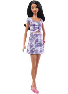 Barbie Barbie Fashionistas Doll #199, Curvy & Tall with Wavy Black Hair, Gingham Cut-Out Dress & Accessories, Including Shoes & Scrunchie-Style Bracelet  - Image 4