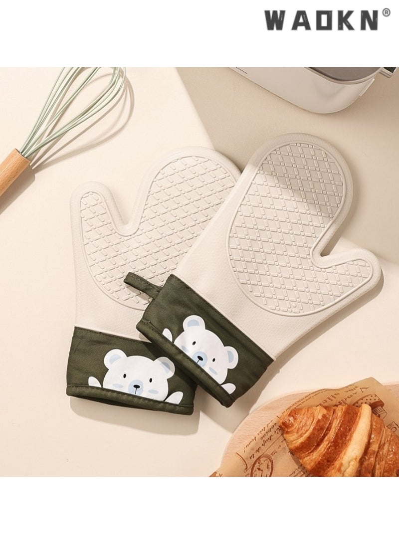 WAOKN Premium Silicone Heat-Resistant Gloves,Oven Mitts, Adorable Bear Pattern, Safe for All Kitchen Appliances, Ideal for Baking Enthusiasts, Comfortable and Safe, Resistant up to 260°C,2 PCS  - Image 1