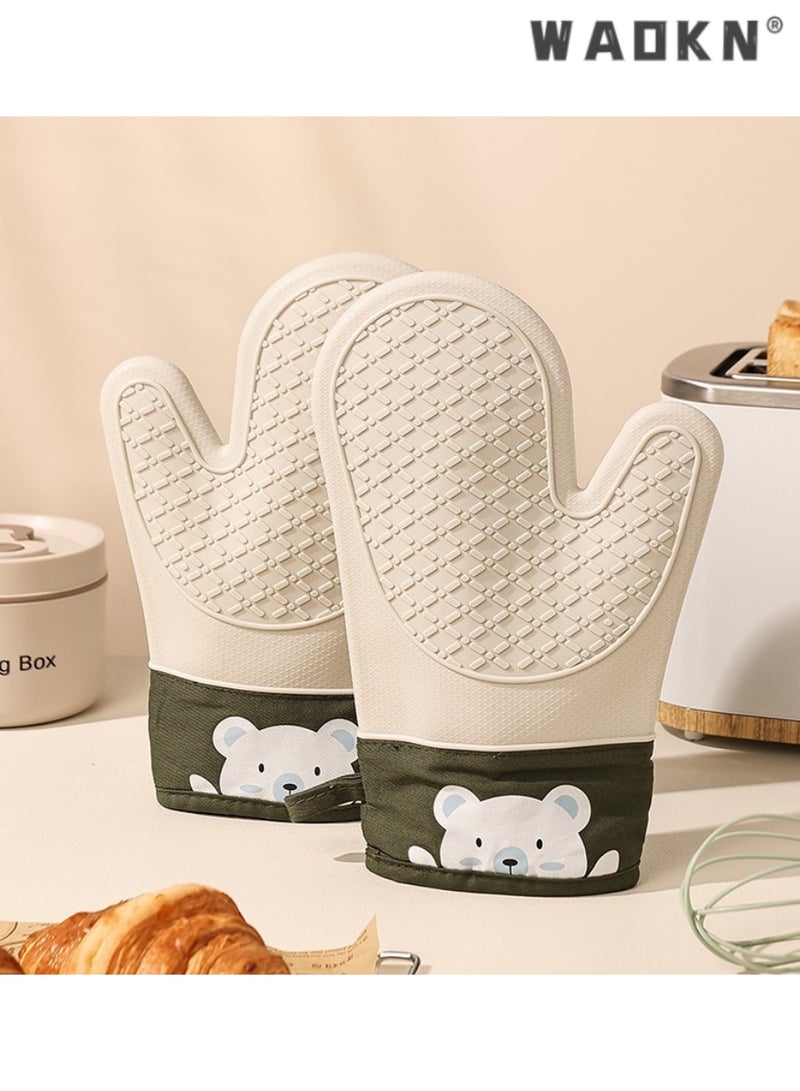 WAOKN Premium Silicone Heat-Resistant Gloves,Oven Mitts, Adorable Bear Pattern, Safe for All Kitchen Appliances, Ideal for Baking Enthusiasts, Comfortable and Safe, Resistant up to 260°C,2 PCS  - Image 4