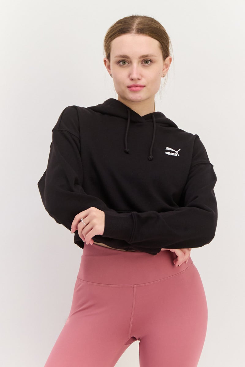 PUMA هودي قصير بأكمام طويلة للنساء بتصميم مريح، خارجي، كلاسيكي، أسود - Image 1