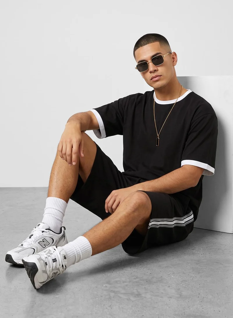 Seventy Five Printed Baggy shorts