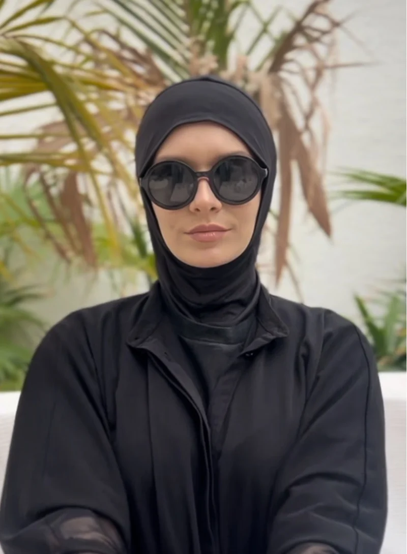 Black Pull Over Hijab