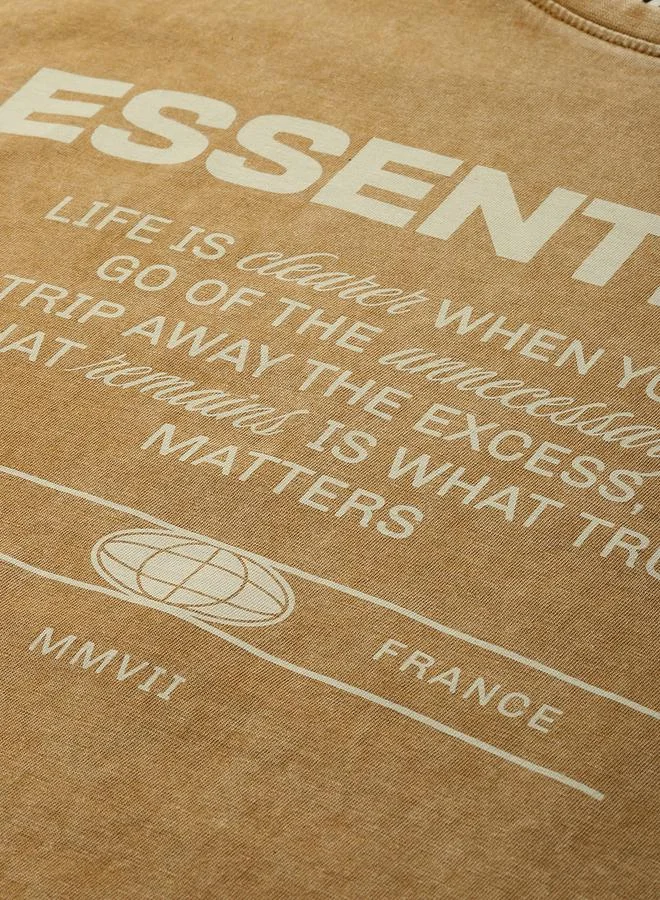 ديلينجر تيشيرت واسع بتفاصيل مشطوفة