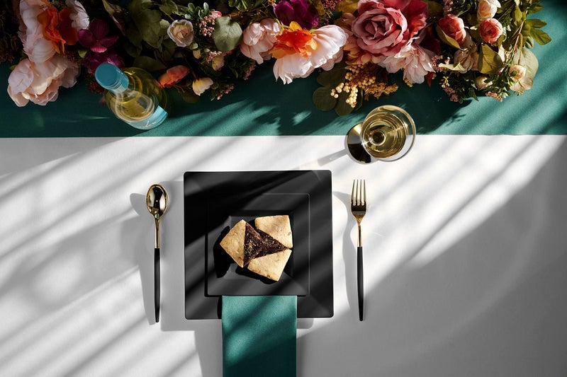BloominGoods Plastic Disposable Square Dessert Plates | 50-Pack 6.5 inches Black Appetizer/Salad Square Plates | Ideal for Weddings  Parties  Catering | Heavy Duty & Non Toxic - Image 4