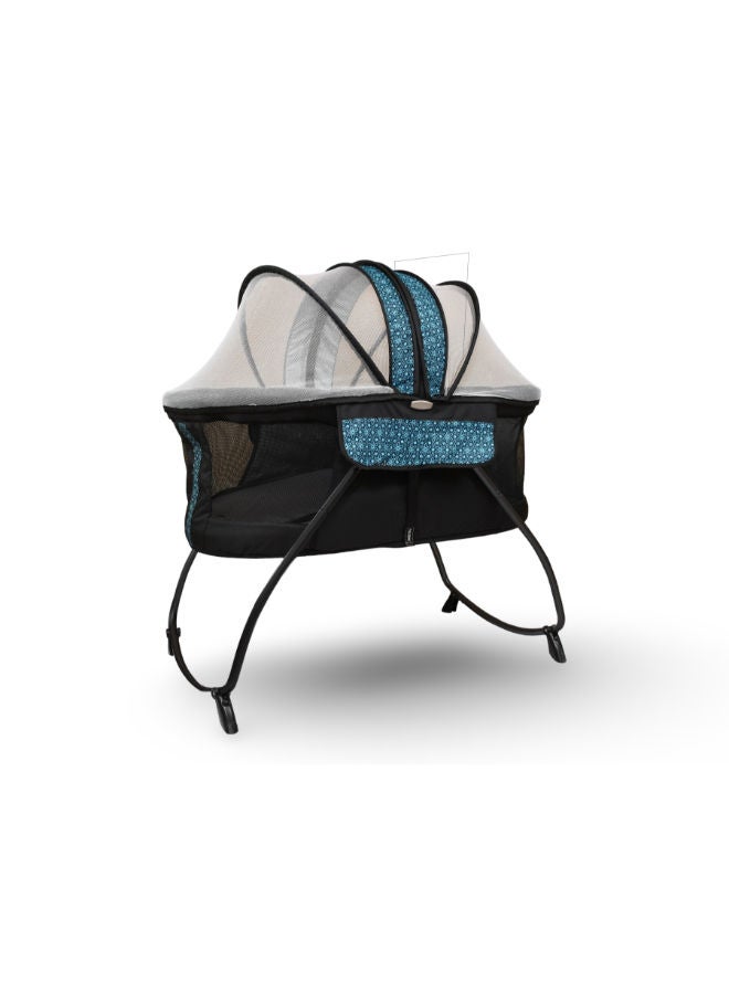 Petit bebe Baby Cot Bed Vea - Image 1