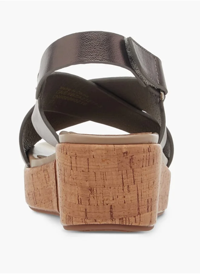 بابريكا Women Foil Textured Cross-Strap Platform Sandals with Hook and Loop Closure
