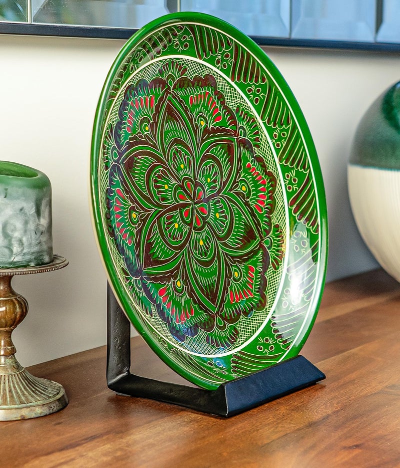 Red Co. 8â€ Decorative Metal Display Plate Stand and Art Holder Easel in Black Finish - Image 5
