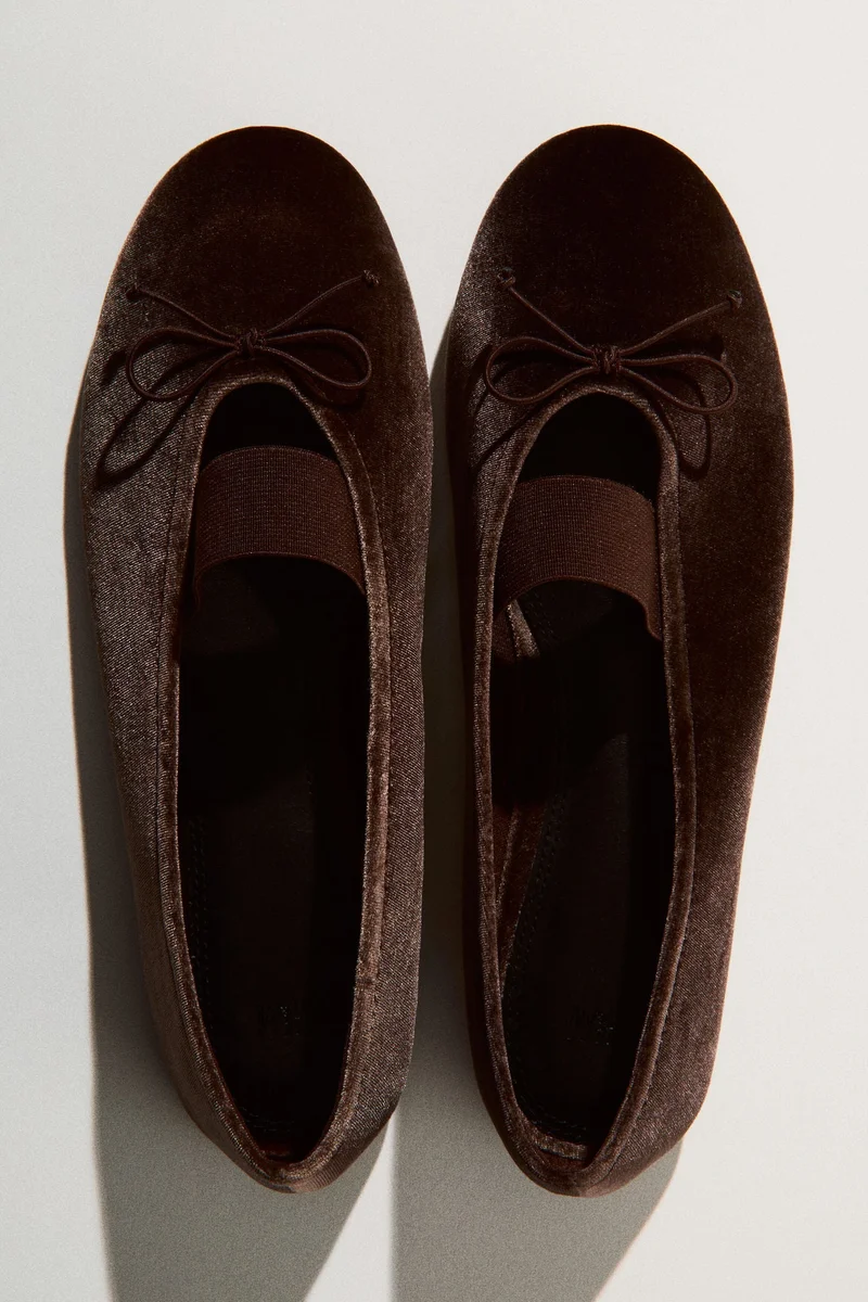 Velvet ballet flats
