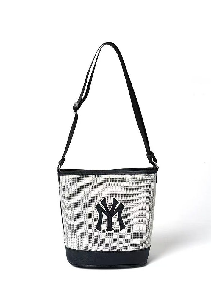 إم إل بي حقيبة دلو قماش MLB - Image 1