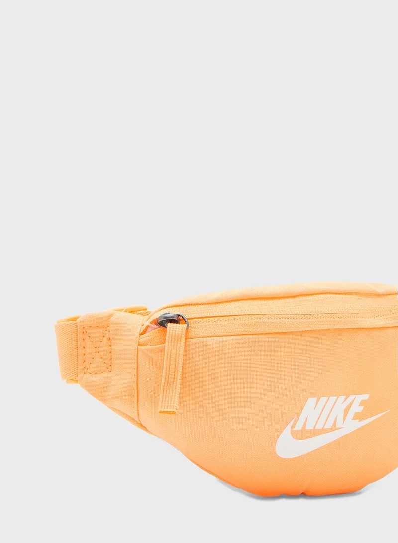 Nike Small Heritage Waistbag