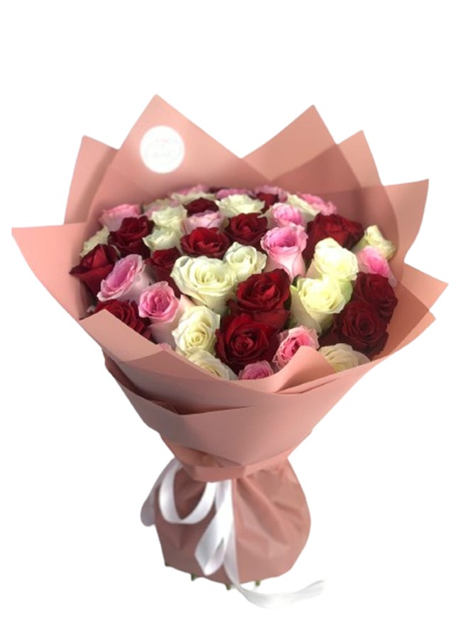 wardi 45 Mix Roses Bouquet