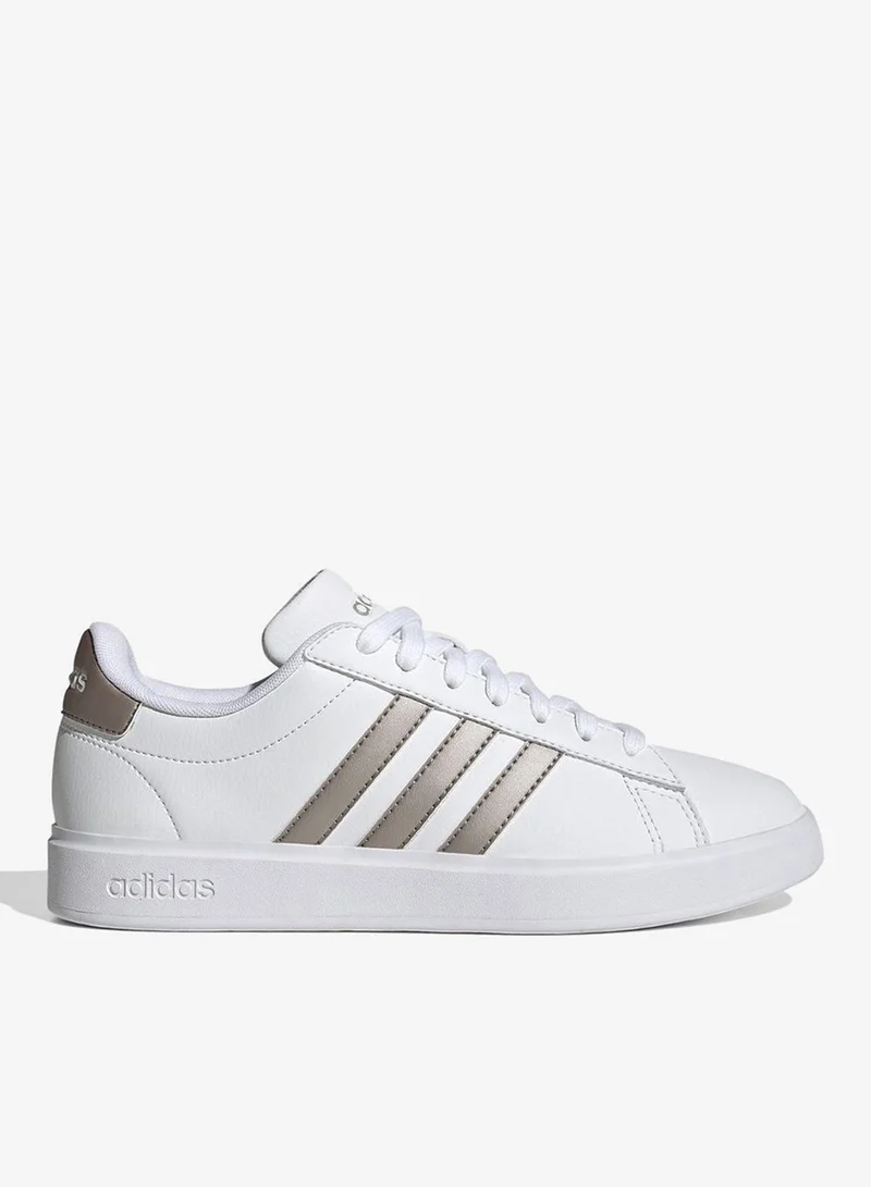 adidas جراند كورت .
