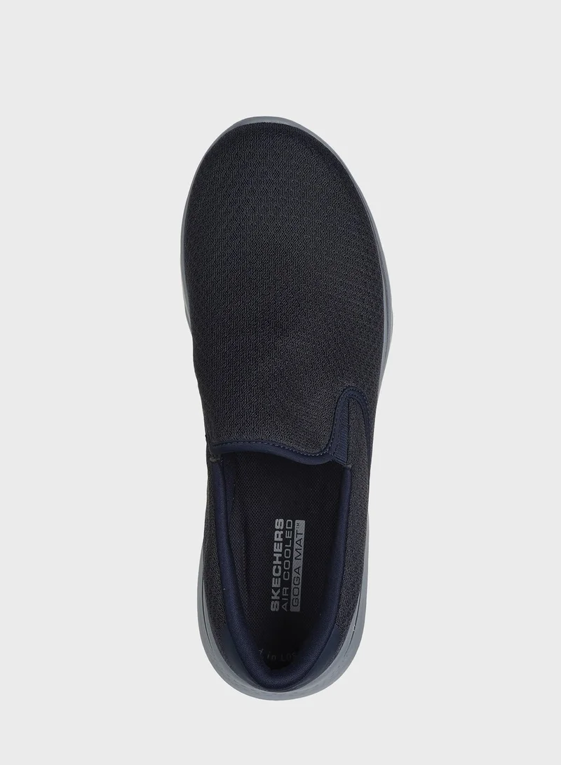 SKECHERS Go Walk 7