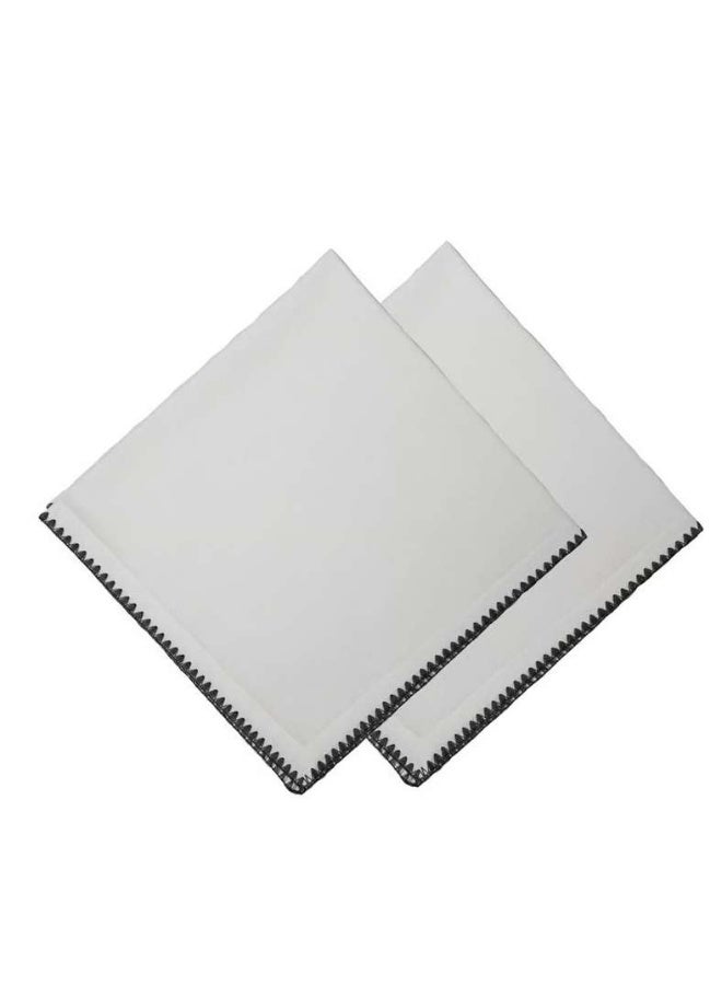 Pan Home طقم مناديل مطرزة ببطانية إيسلاي - أبيض - Image 3