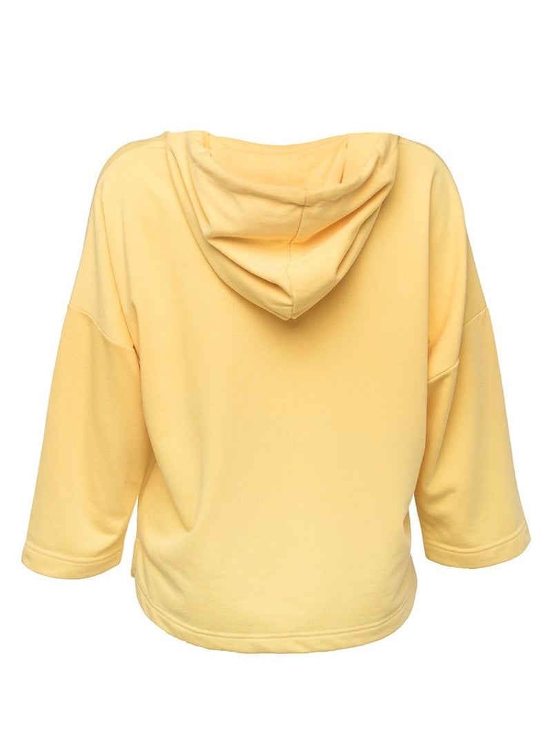 بيج ديزاين سويت شيرت نسائي بغطاء للرأس أصفر بأكمام طويلة - Image 2