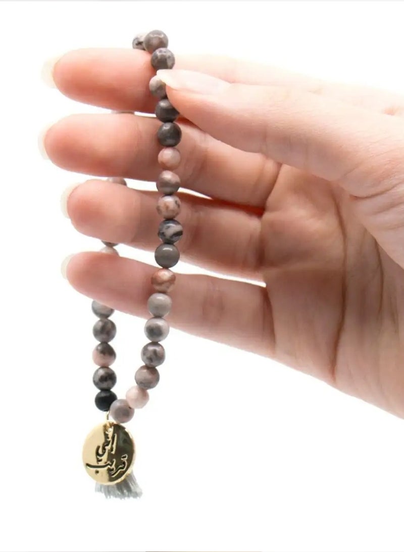 أم أم أيه من معدن الإنسان سبحة وسوار إني قريب المكونة من الأحجار الكريمة مع قلادة مطلية بالذهب عيار 18 قيراط - Image 5