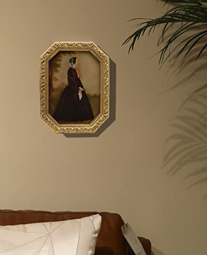 YULINK 5x7 Vintage Picture Frame, Antique Ornate Gold Octagon Photo Frame, for Tabletop and Wall Display, Decorative Retro Home Decor, Old Fashioned Photo Gallery Art - Image 4