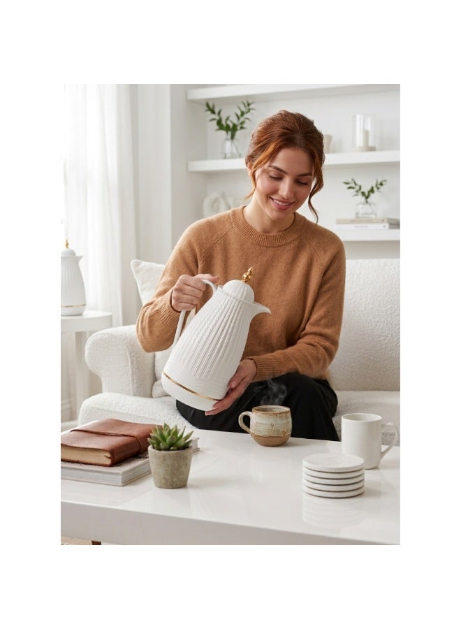 ميلريتش ترمس ميلريتش بريميوم 1.0 لتر - دلة عازلة للحرارة مع زجاج داخلي وردي - هيكل بلاستيكي أنيق للشاي والقهوة والمياه الساخنة - مقبض مقاوم للحرارة وقاعدة مانعة للانزلاق - Image 3